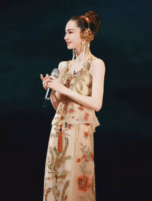 浪姐5三公:《蜀繡》國風美,陳昊宇好媚,《下雨天》難聽卻第一