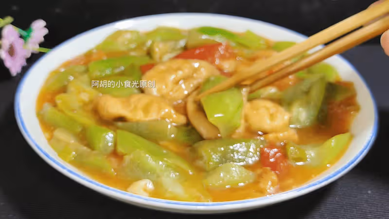 絲瓜和它絕配,花錢不多吃得香!沒食慾時炒這一盤,一口軟嫩、滿口多汁