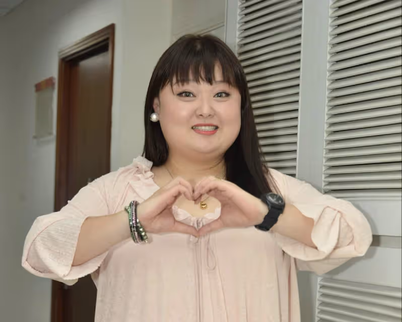 TVB知名女星陳嘉佳曬泳裝照,減肥成功瘦掉110斤,上圍依舊豐滿