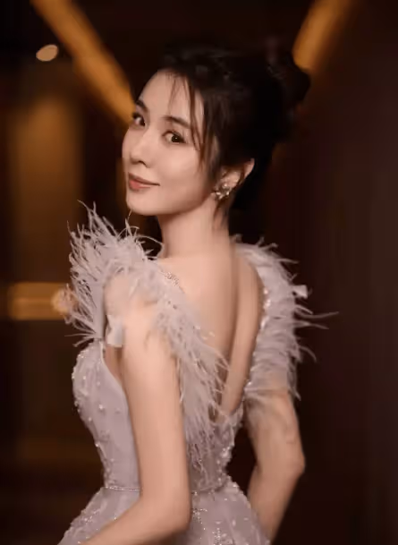 《慶餘年2》女神聚餐,凍齡美貌驚艷網友,熱度再創新高