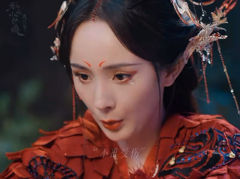 把仙俠女主演成「盲人」,「頂流」流量也救不了楊冪的「尷尬」演技