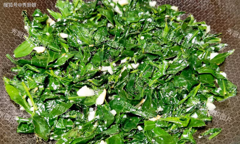 端午前,遇到這菜使勁吃,鮮嫩營養,全身是寶,可惜很多人當草!