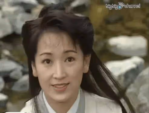 曾演觀音!60歲TVB前花旦為了變美做微整!開心大曬近照!