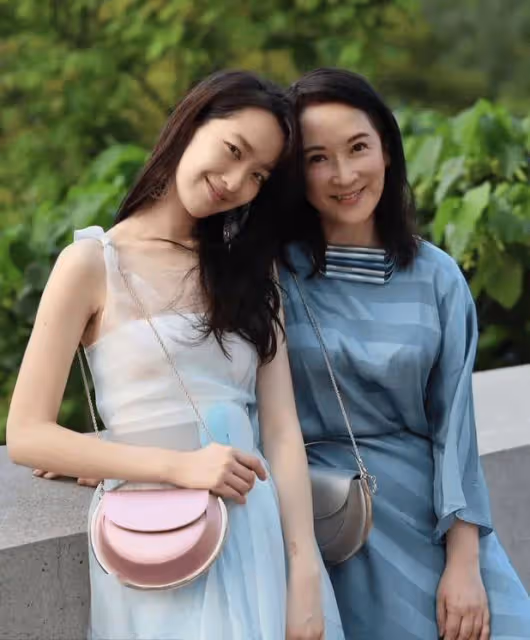 曾演觀音!60歲TVB前花旦為了變美做微整!開心大曬近照!