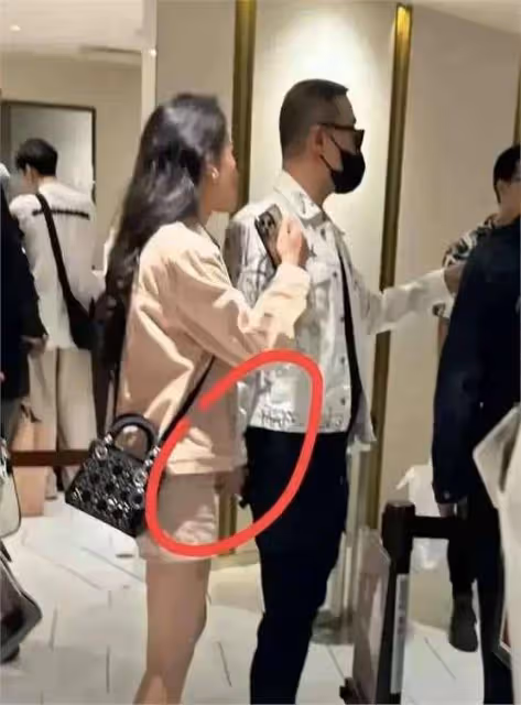 汪峰官宣：李巧真的很美，但是忍住了四個月才交往，沒綠章子怡！