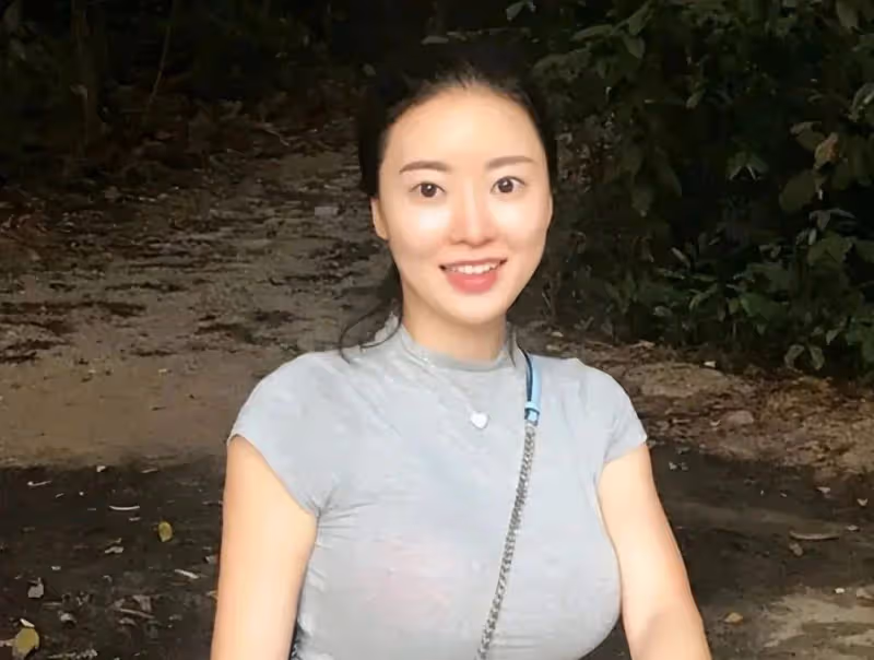 能夠「迷倒」劉強東的蔣聘婷,到底有什麼魔力?看完她的身材和穿搭終於明白了