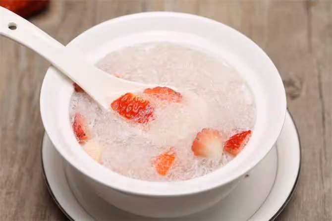 如何正確的燉燕窩?零失敗燉燕窩教程,手把手教你燉出漂亮的燕窩