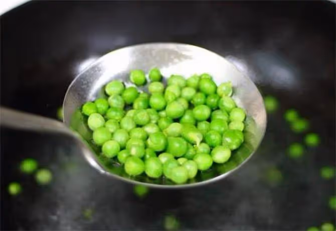 豌豆保存焯水好還是直接冷凍?教你正確方法,放一年都新鮮