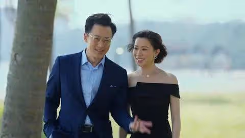 林峯佘詩曼內地宣傳新劇耍花槍,重現《歲月風雲》最激親吻畫面