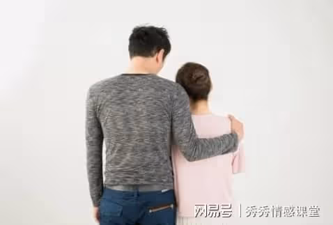 婆婆在我家養老4年,卻給嫂子買了金鐲子,我終於硬氣一回