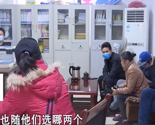 17年湖南小伙車禍救妻致殘,妻子卻捲走126萬賠款,狠心提出離婚