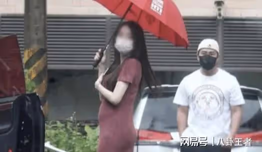 歐弟命中無子！女友懷孕5月，承認新戀情官宣當爸，喜迎來三女兒