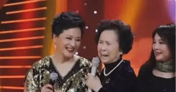 「萬聖公主」張青:當紅之時下海經商,成為身價過億的霸道女總裁