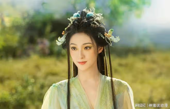 由楊冪主演的漫改真人劇狐妖小紅娘剛播就被罵,表情僵硬毫無演技