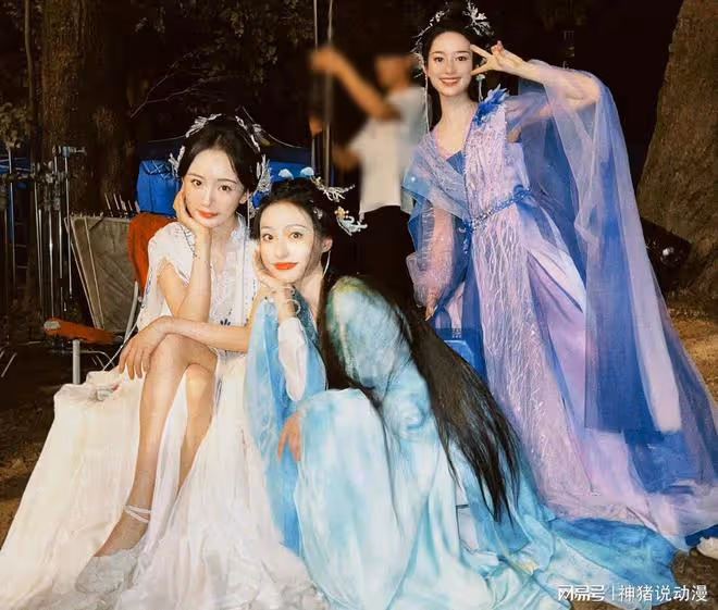 由楊冪主演的漫改真人劇狐妖小紅娘剛播就被罵,表情僵硬毫無演技