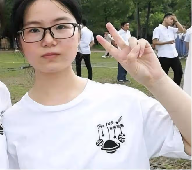 回顧:湖南鍾芳蓉高考676分,卻選擇最冷門的考古專業,結果如何