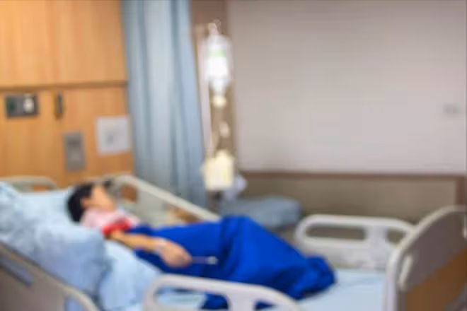 過來人的感悟:退休金再高,保姆再好,老了病了都不如子女照顧好