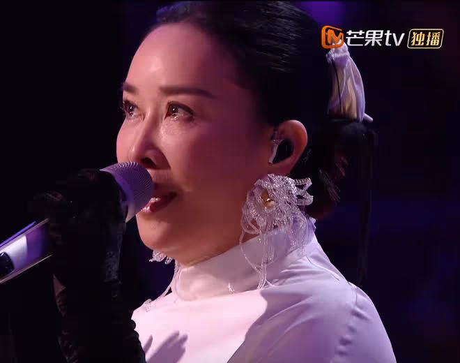 《歌手》襲榜賽，8位歌手的尷尬，揭開了娛樂圈的三大現實面
