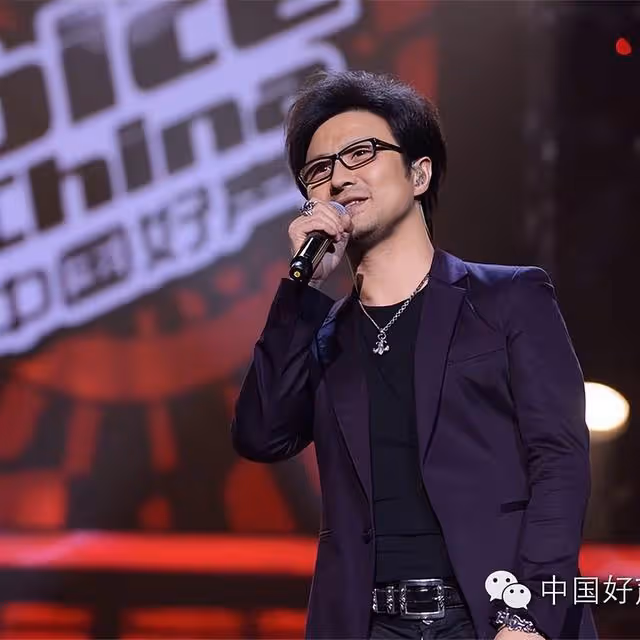 跟章子怡離婚2個月再戀愛：汪峰憑什麼征服美女？女友交出答案