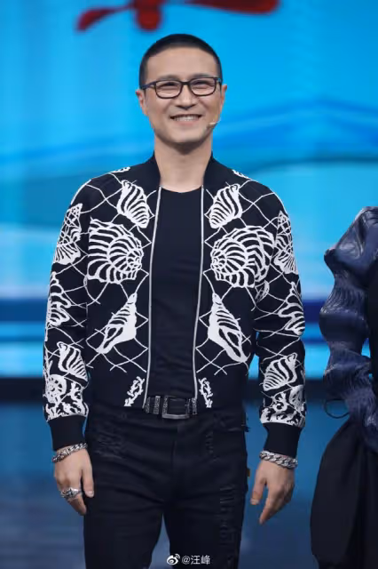 跟章子怡離婚2個月再戀愛：汪峰憑什麼征服美女？女友交出答案
