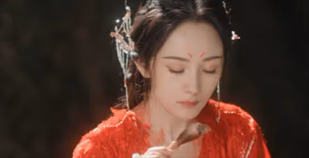 《狐妖小紅娘》:37歲楊冪吃紅薯,戳穿了多少「戲混子」的體面