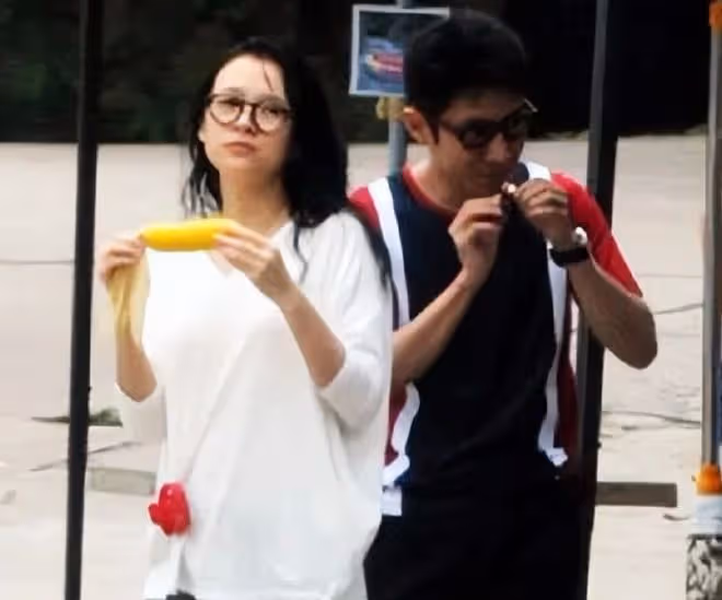 深扒章子怡的原生家庭,才知道她嫁給汪峰,是為了離開哥哥的糾纏