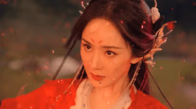楊冪《狐妖小紅娘》開播!劇情尷尬又見抿嘴演技,被吐槽難看
