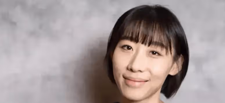 同樣是「醜女」,為什麼任素汐春晚獨唱獲滿堂紅,而黃綺珊卻遭受網暴?
