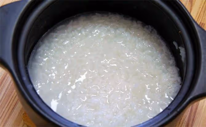 煮大米粥,牢記3個小技巧,大米下鍋就開花飄香,濃稠香甜很實用