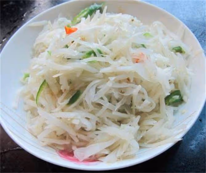 飯店炒白蘿蔔絲為啥那麼好吃?有兩點很重要,大廚來教會你,美味