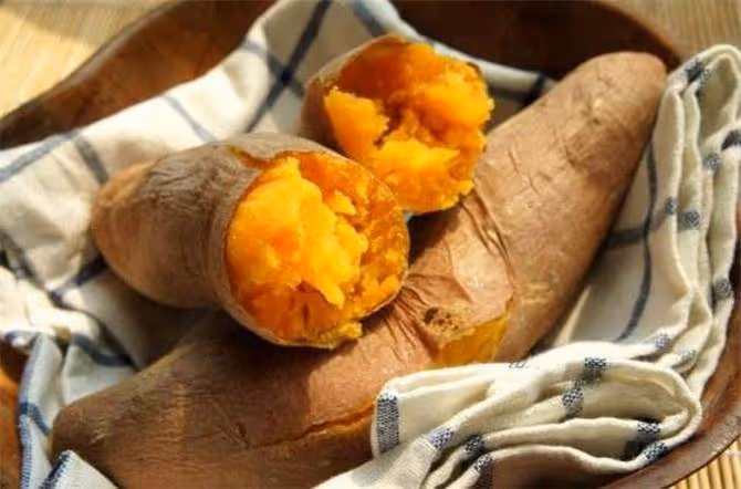 微波爐可以烤紅薯嗎？分享最簡單微波爐烤紅薯方法，乾貨知識滿滿