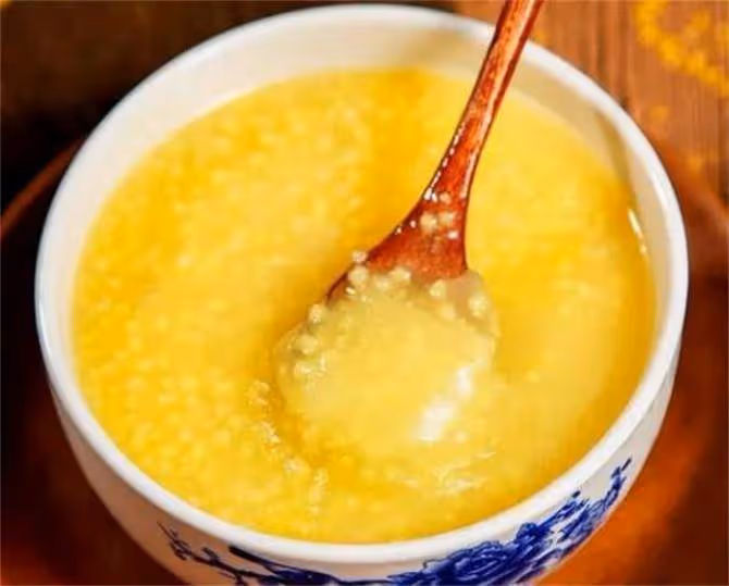 小米粥怎麼熬才好喝?只要記住這幾點,軟糯香濃米油厚,超好喝
