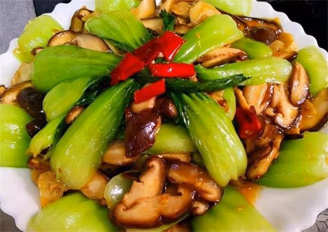 香菇油菜這樣做才好吃，學會這個做法，鮮香入味，營養下飯真不錯