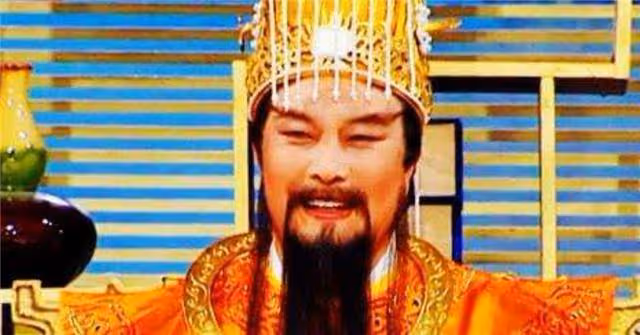 曾是「玉帝」專業戶，回家祭祖發現，自己居然被印在了冥幣上