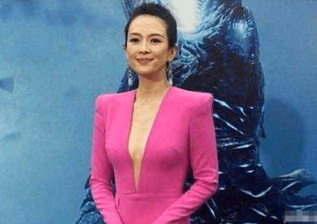章子怡18歲時有多美?大學舊照曝光,這才是真正的「玉女掌門人」