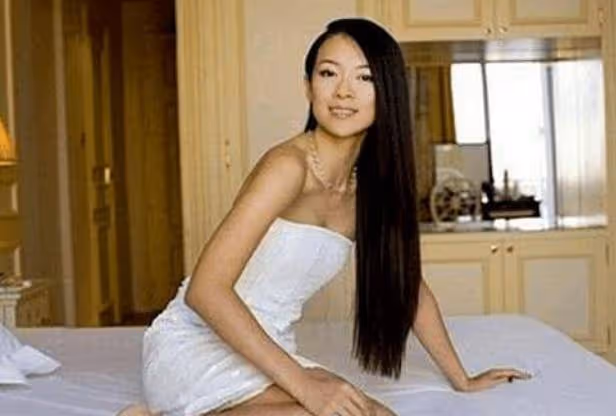 章子怡18歲時有多美?大學舊照曝光,這才是真正的「玉女掌門人」