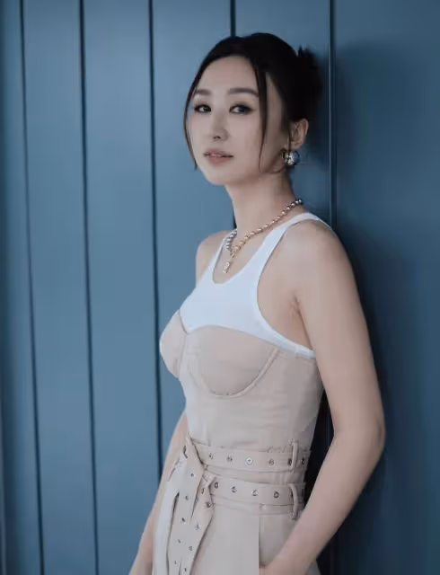 TVB曾隆胸女星被認是高海寧!本尊親自留言澄清:是我