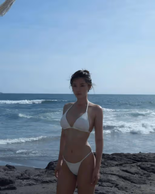 TVB小花貼身裙化身巨胸美人魚!纖腰惹網友羨慕!黃宗澤都說高攀不起