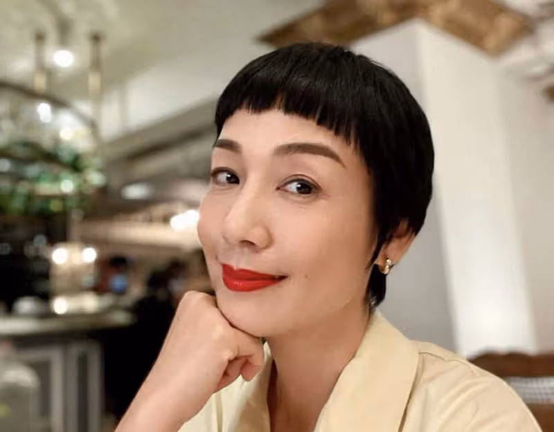 江美儀成TVB最慘視後,兩年無劇可拍,因拒絕簽約遭高層雪藏