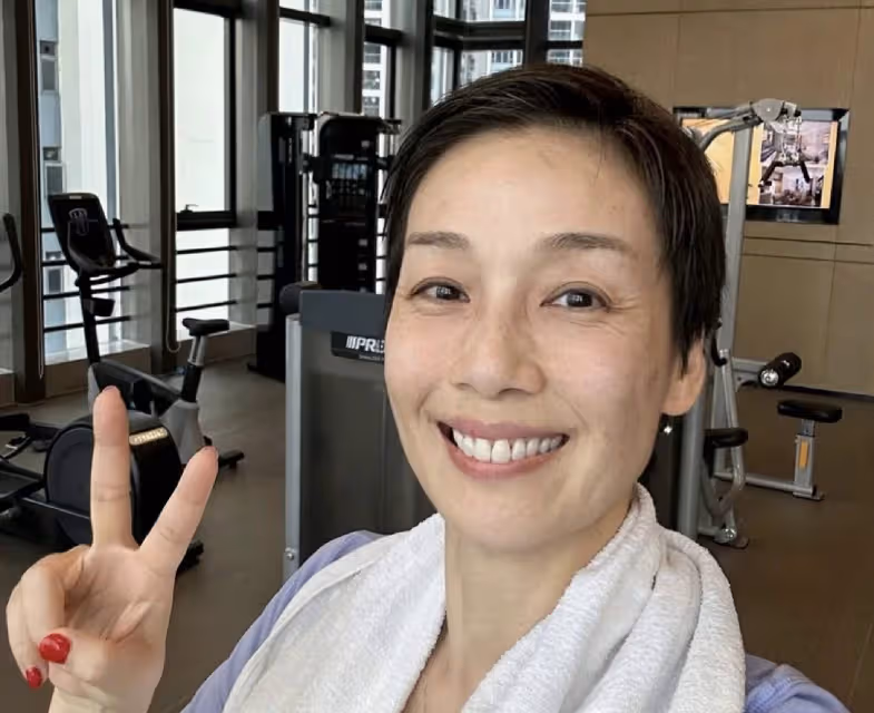 江美儀成TVB最慘視後,兩年無劇可拍,因拒絕簽約遭高層雪藏