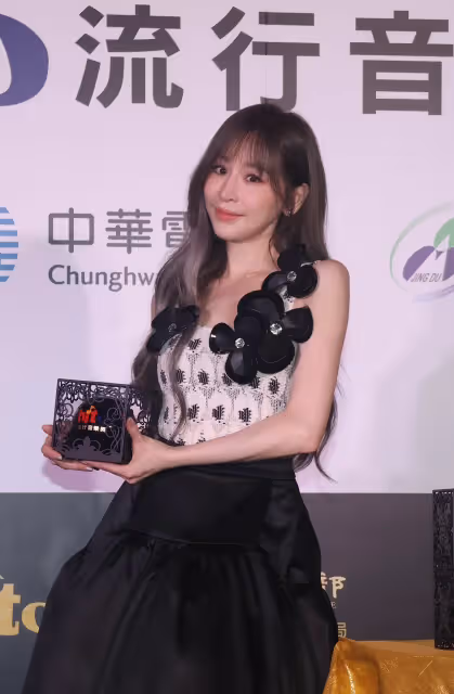 王心凌回台灣了　笑納hito最大贏家！橫掃5大獎