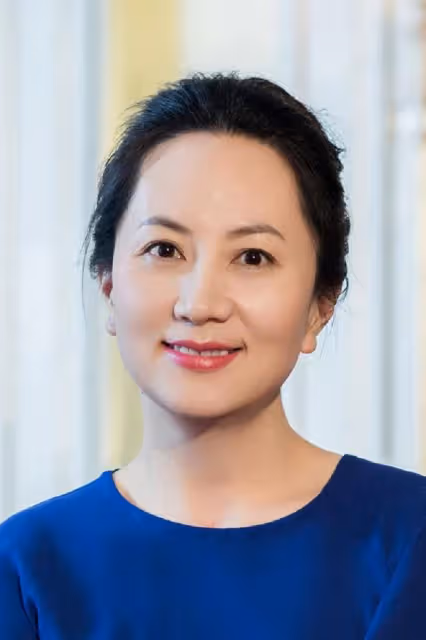 姚安娜和孟晚舟衣品大PK,誰更有女性的魅力?誰更有豪門范?