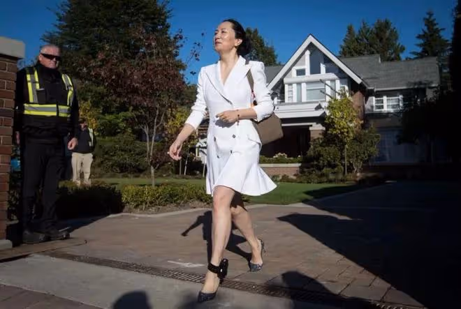 姚安娜和孟晚舟衣品大PK,誰更有女性的魅力?誰更有豪門范?