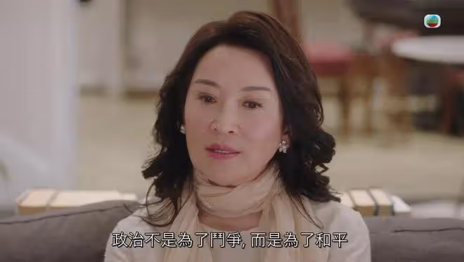 60歲女星大曬「術後」瘦臉照,經歷兩次離婚不抗拒再婚:現時需要一個伴