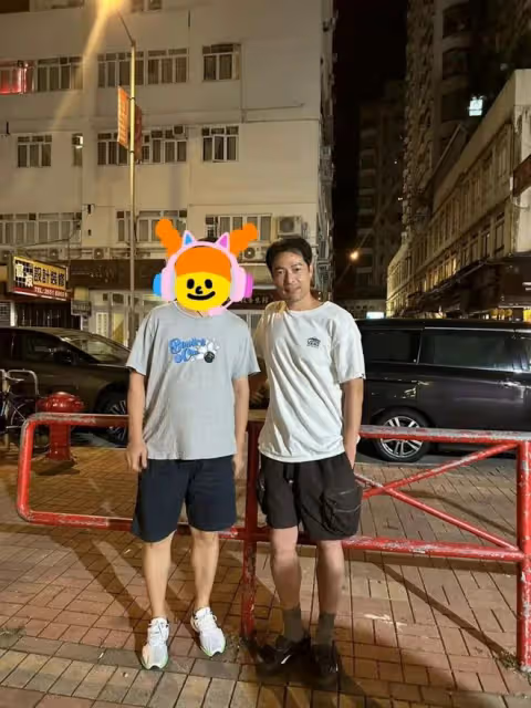 前TVB有型男星被網友偶遇生圖流出,頹廢造型網友直言不敢認