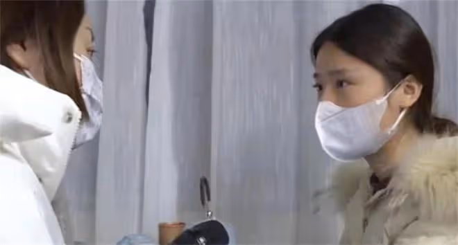 回顧24歲女主播愛上45歲榜一大哥,她的經歷,給所有女孩上了一課