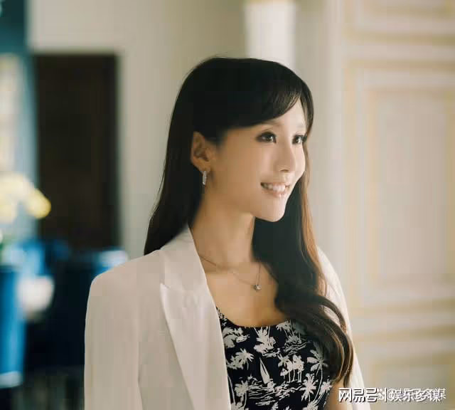 家族榮耀:馬曉靈孕期撞破姦情,拚死誕女卻被曝屍荒野,結局反轉