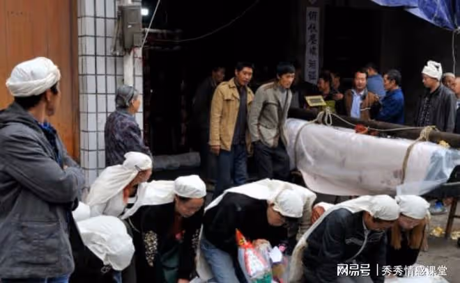 父親去世大姐沒回來,多年後大姐去世,才知道她在遭遇了什麼事