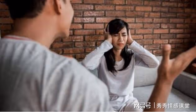 婚前同居AA,我把你當男友你把我當室友:吃不得虧的男人不能要