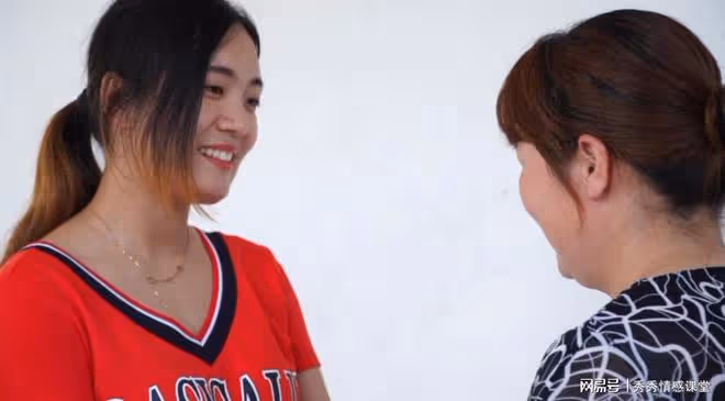 和婆婆吵架我從來沒輸過,婆婆把存錢卡給我,知道餘額後我懵了